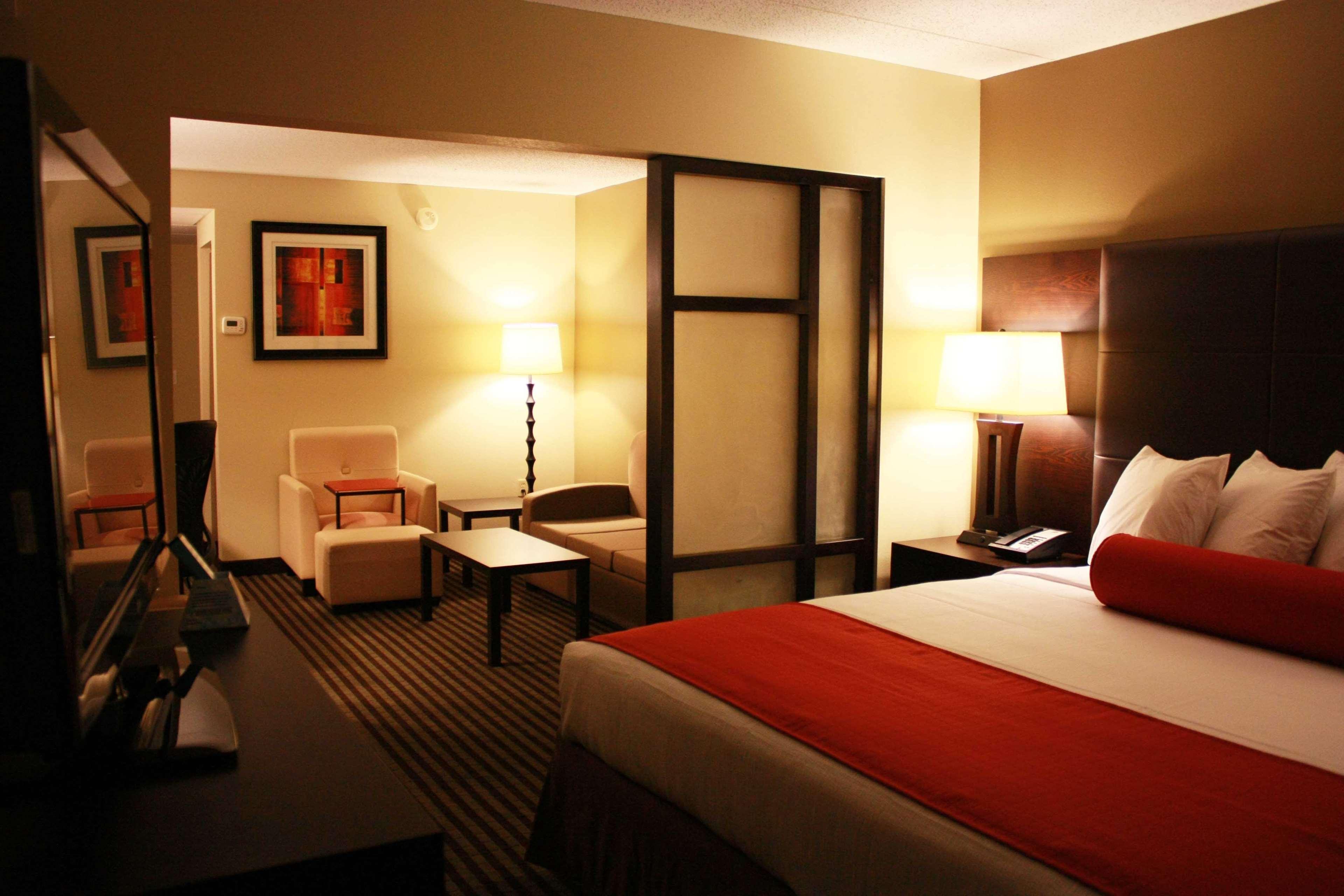 Comfort Inn & Suites Copley Akron Exteriör bild