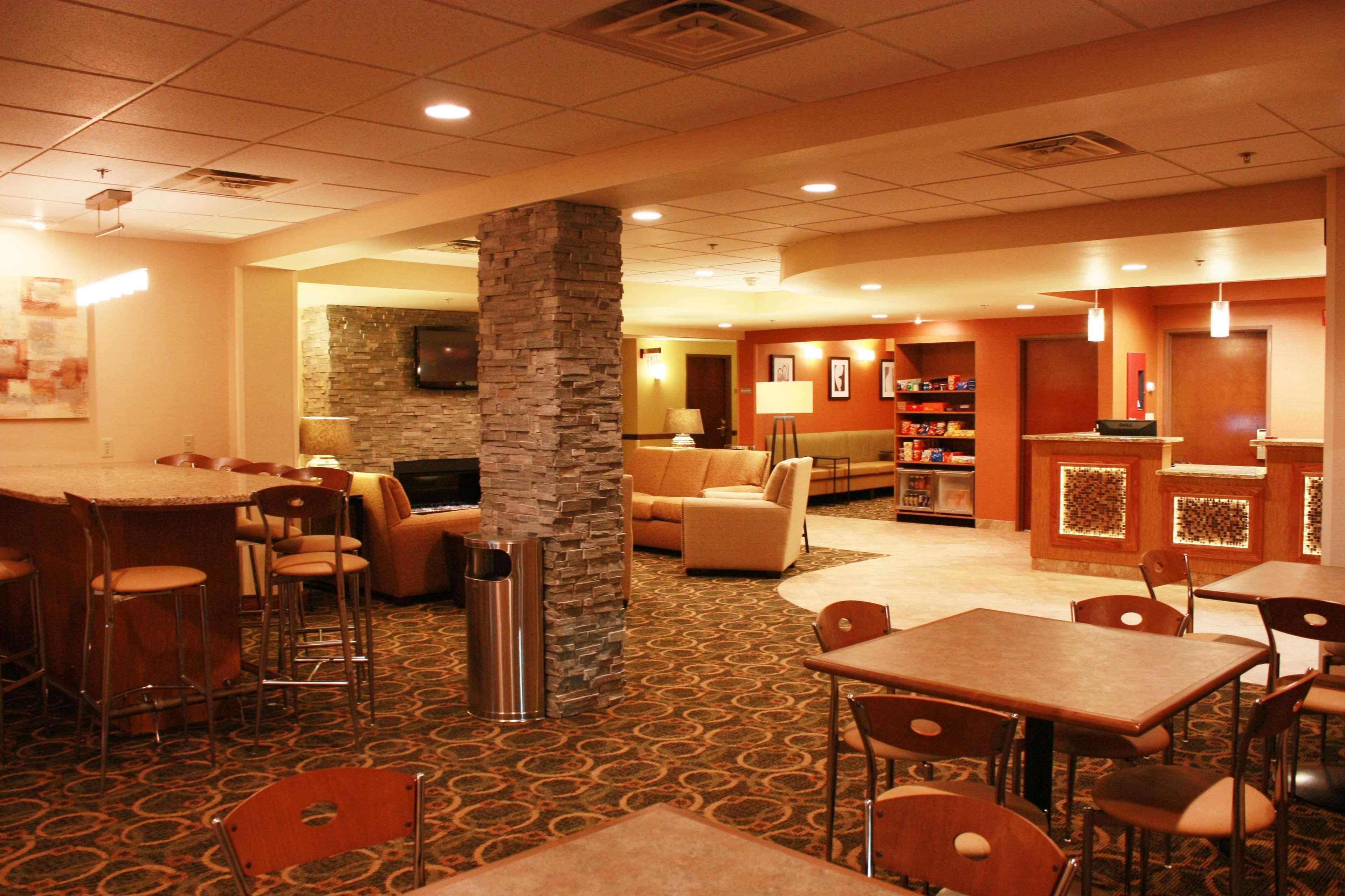 Comfort Inn & Suites Copley Akron Exteriör bild