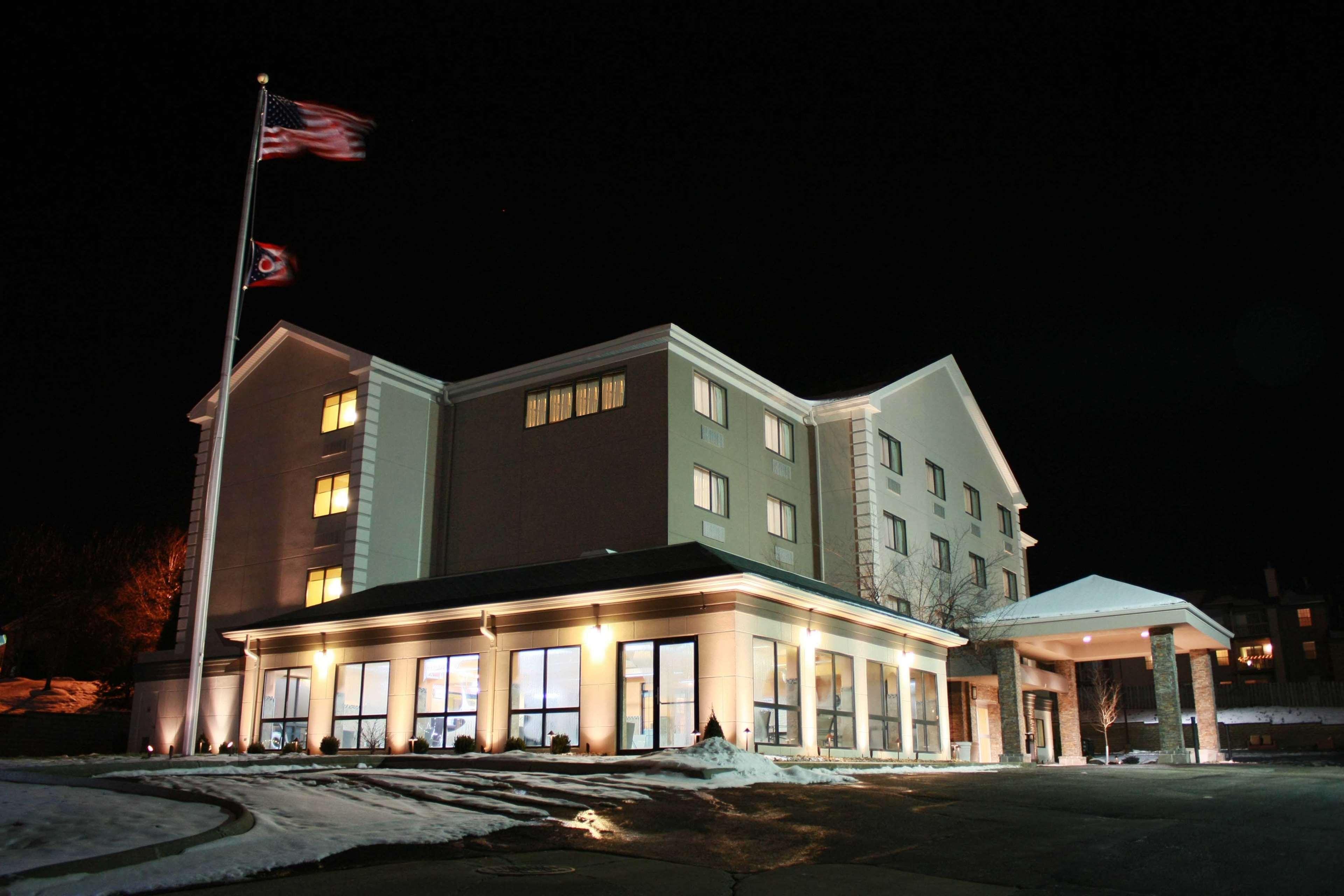 Comfort Inn & Suites Copley Akron Exteriör bild