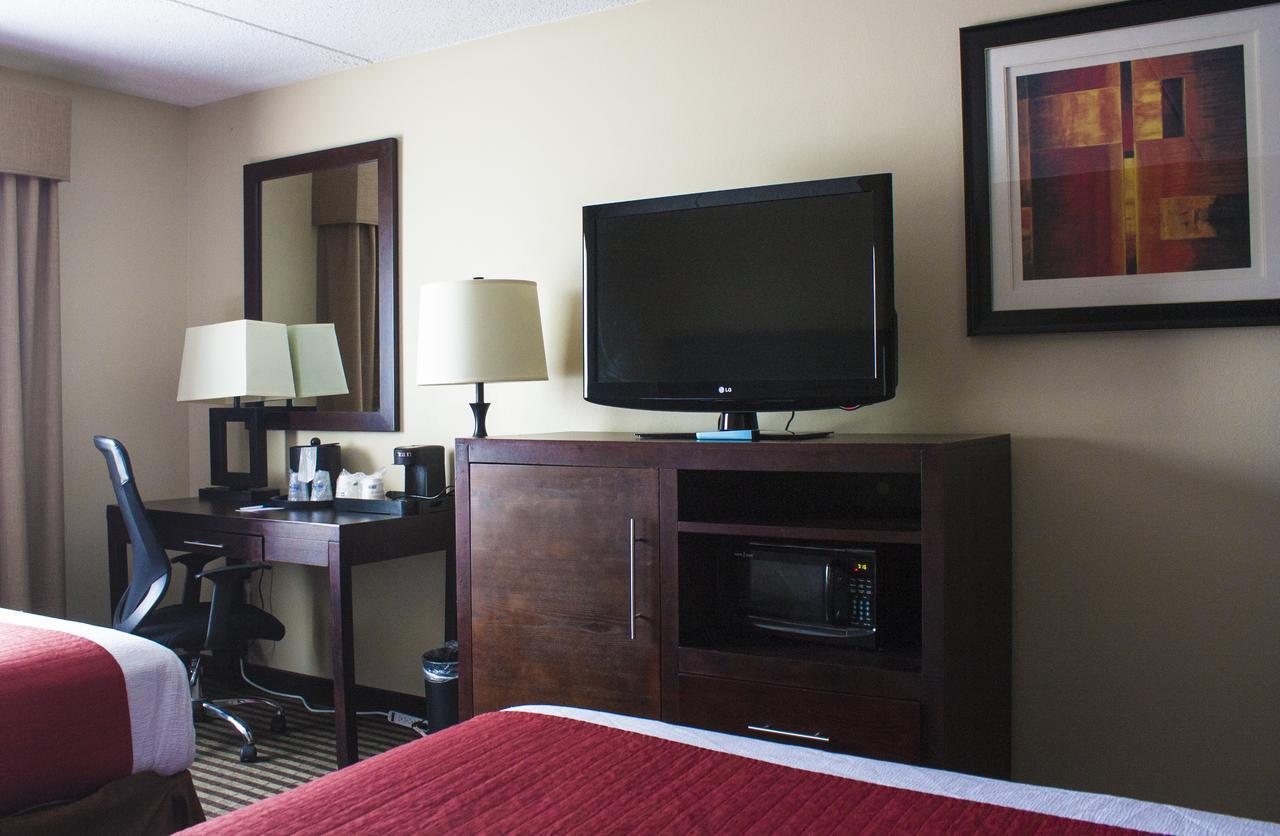 Comfort Inn & Suites Copley Akron Exteriör bild